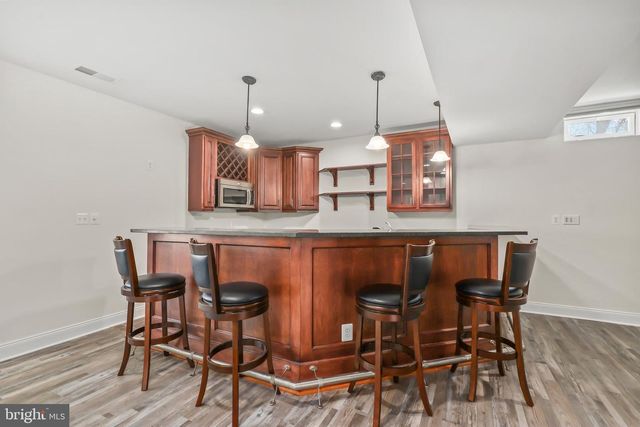 43341 BARNSTEAD DR, Ashburn, VA 20148