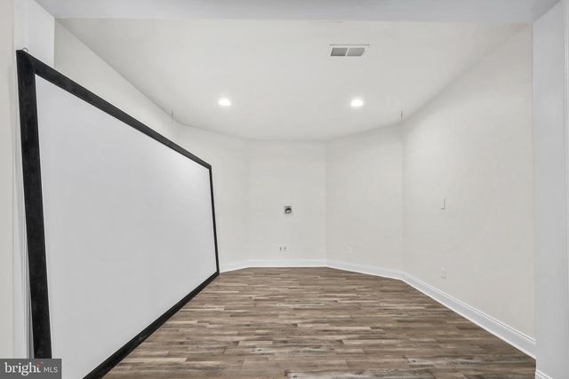 43341 BARNSTEAD DR, Ashburn, VA 20148
