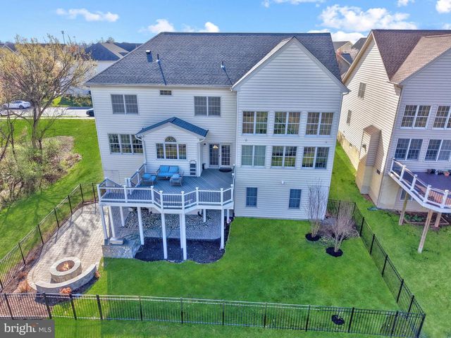 43341 BARNSTEAD DR, Ashburn, VA 20148