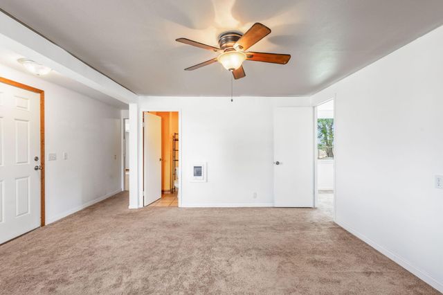 825 NW 3rd Street, Madras, OR 97741