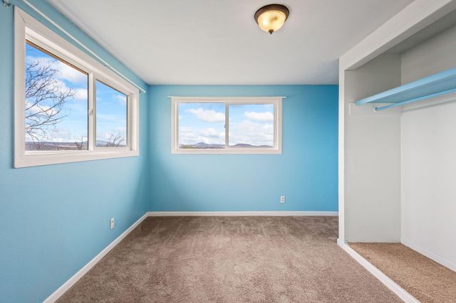 825 NW 3rd Street, Madras, OR 97741
