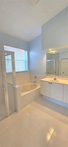 8214 Bellafiore Way, Boynton Beach, FL 33472