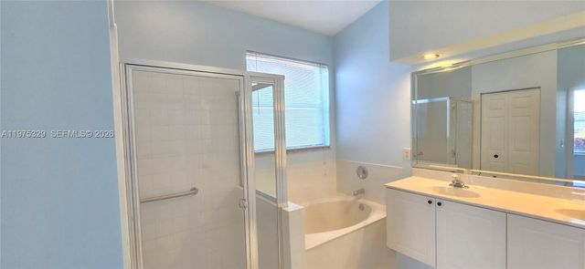 8214 Bellafiore Way, Boynton Beach, FL 33472