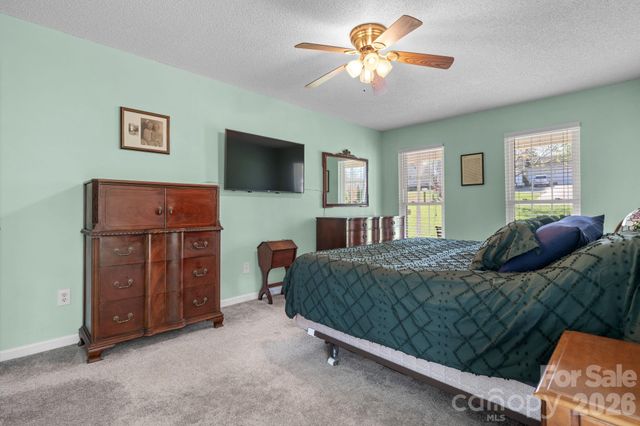 203 Nottingham Drive, Maiden, NC 28650