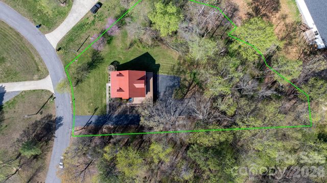 203 Nottingham Drive, Maiden, NC 28650
