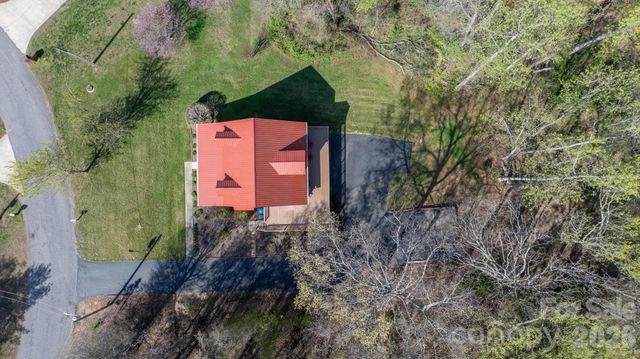 203 Nottingham Drive, Maiden, NC 28650