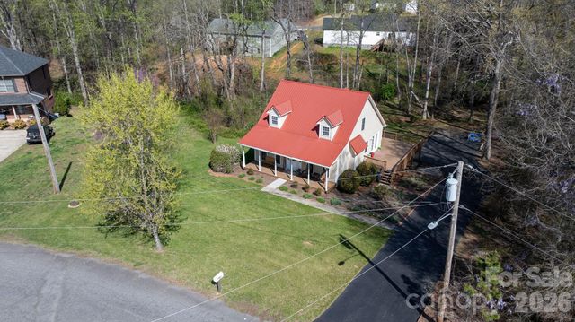 203 Nottingham Drive, Maiden, NC 28650