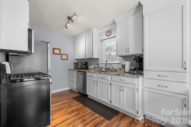 203 Nottingham Drive, Maiden, NC 28650