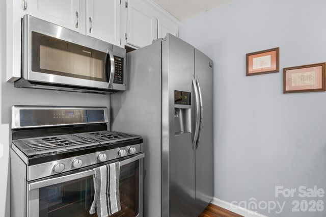 203 Nottingham Drive, Maiden, NC 28650