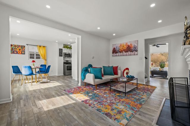 235 Lockwood Street, Saginaw, MI 48602