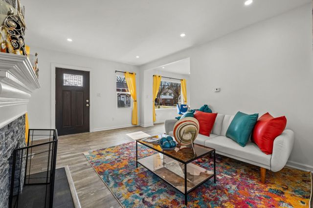 235 Lockwood Street, Saginaw, MI 48602