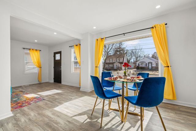 235 Lockwood Street, Saginaw, MI 48602