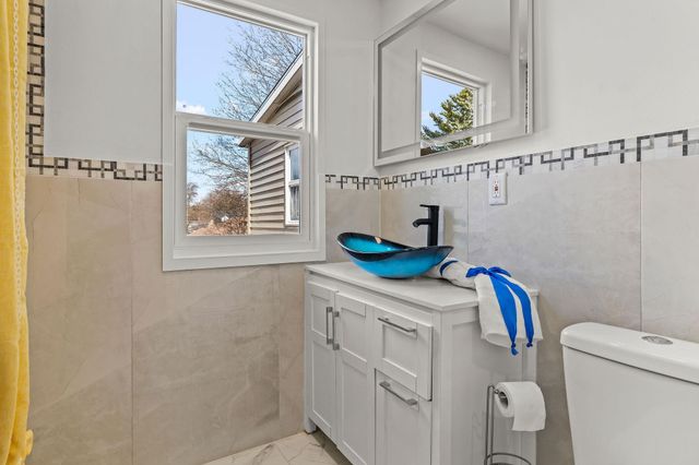 235 Lockwood Street, Saginaw, MI 48602