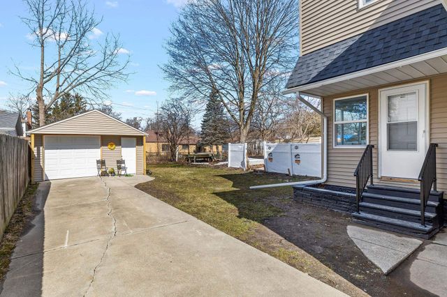 235 Lockwood Street, Saginaw, MI 48602