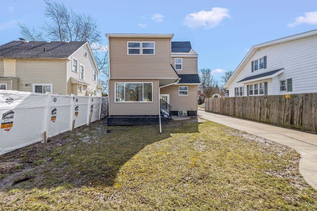 235 Lockwood Street, Saginaw, MI 48602