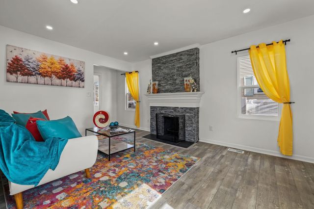 235 Lockwood Street, Saginaw, MI 48602