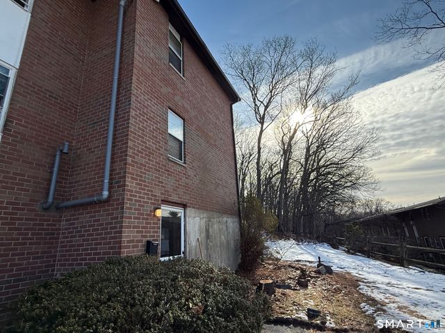 69 Terrace Gardens 69, Wallingford, CT 06492