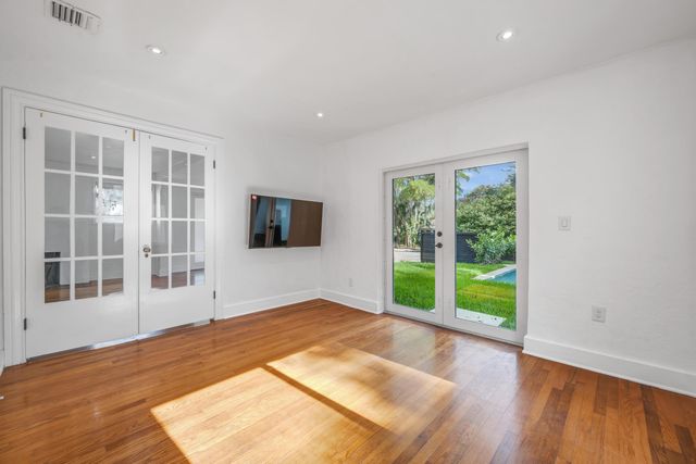1612 SE 2nd Street, Fort Lauderdale, FL 33301