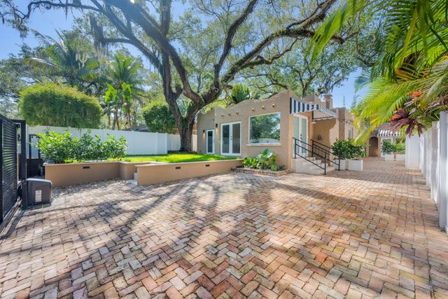 1612 SE 2nd Street, Fort Lauderdale, FL 33301