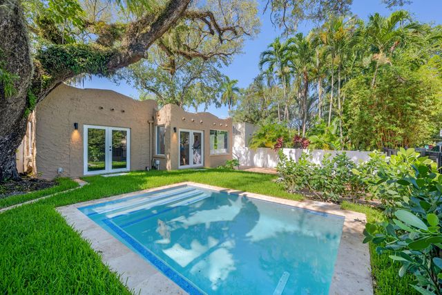 1612 SE 2nd Street, Fort Lauderdale, FL 33301