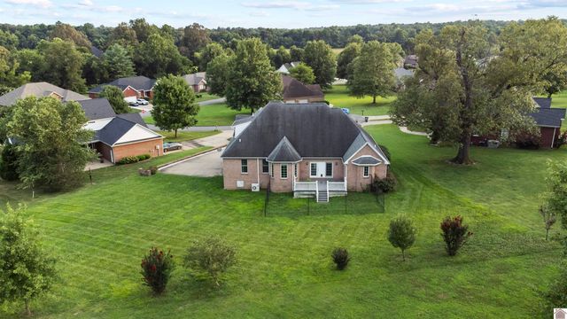 125 Oak Ridge Cove # 37, Paducah, KY 42001