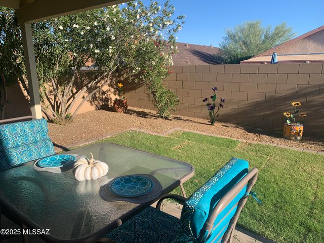 1382 N THUNDER RIDGE Drive, Tucson, AZ 85745