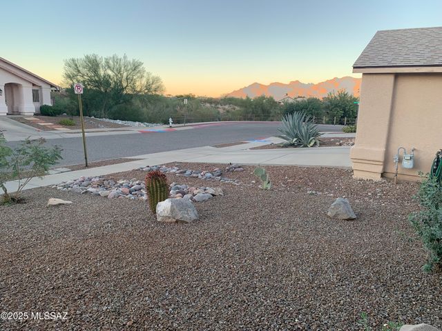 1382 N THUNDER RIDGE Drive, Tucson, AZ 85745