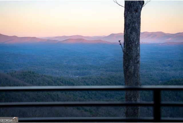 47 Pinhoti Pass, Ellijay, GA 30540