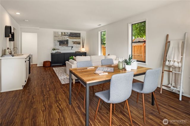 3039 50th Avenue SW, Seattle, WA 98116
