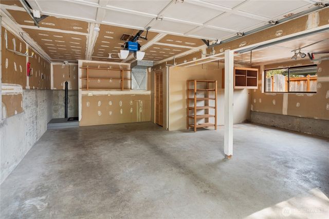 3039 50th Avenue SW, Seattle, WA 98116