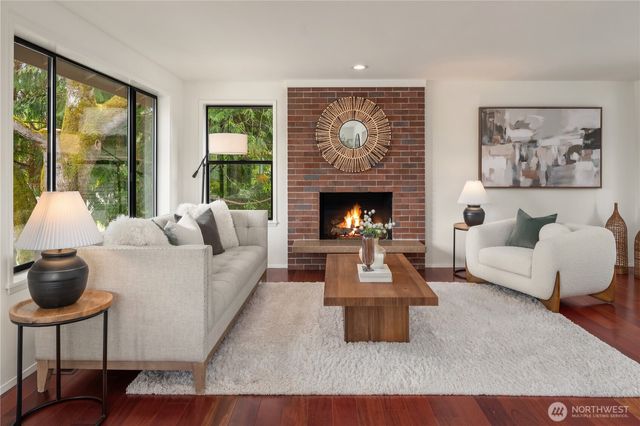3039 50th Avenue SW, Seattle, WA 98116