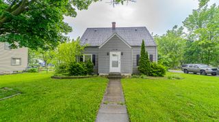 38 Deerpath Road, Merrillville, IN 46410