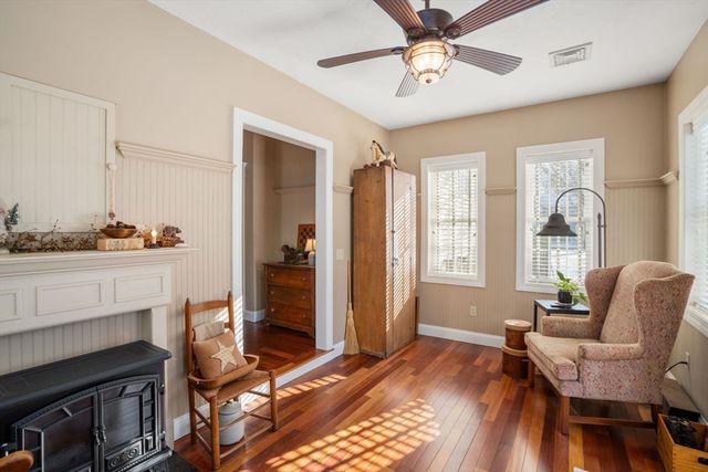 26 Fagan 26, Uxbridge, MA 01569