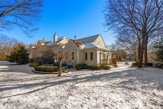 26 Fagan 26, Uxbridge, MA 01569