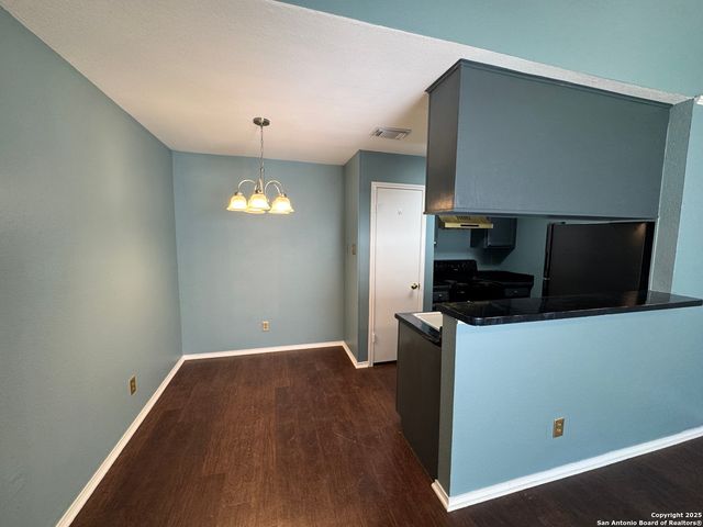 4803 Hamilton Wolfe Rd Apt 606, San Antonio, TX 78229