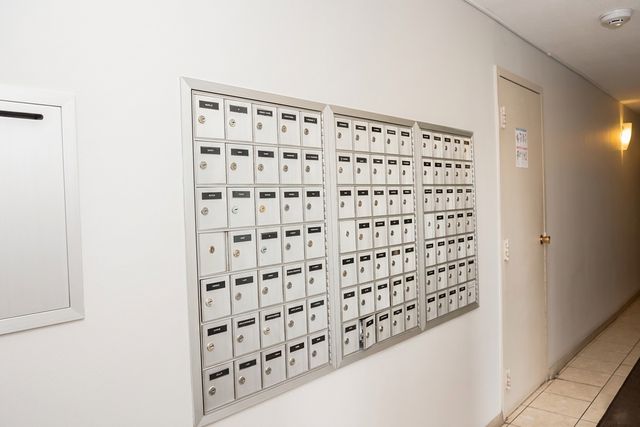 5500 Lincoln Avenue 510-E, Morton Grove, IL 60053