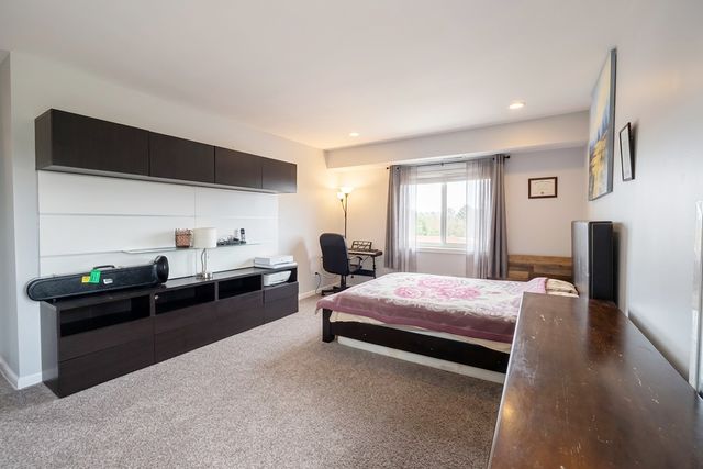 5500 Lincoln Avenue 510-E, Morton Grove, IL 60053