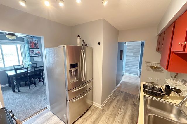 5500 Lincoln Avenue 510-E, Morton Grove, IL 60053