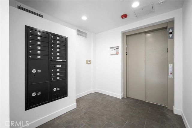 10657 Moorpark Street 203, North Hollywood (los Angeles), CA 91602