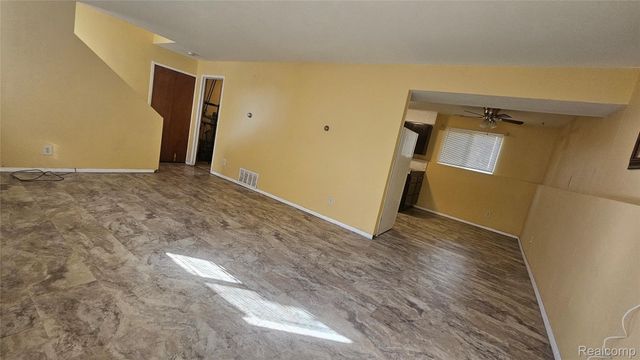 3024 Raskob Street, Flint, MI 48504