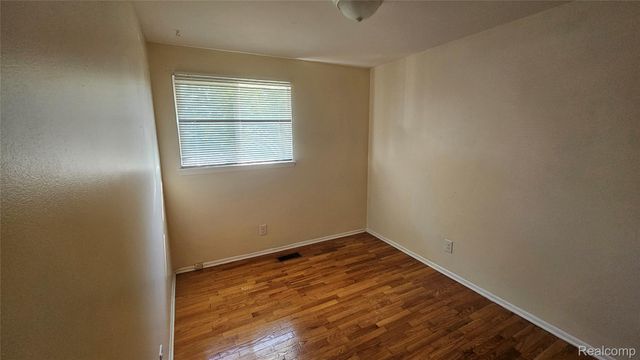 3024 Raskob Street, Flint, MI 48504