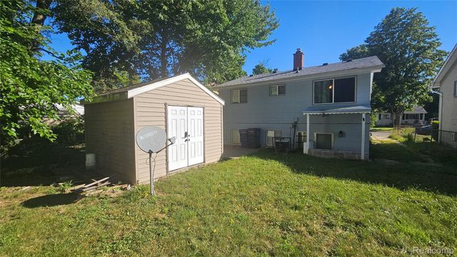 3024 Raskob Street, Flint, MI 48504