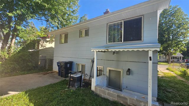 3024 Raskob Street, Flint, MI 48504