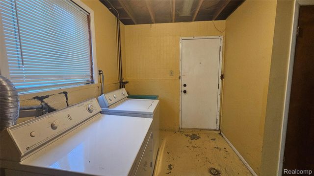 3024 Raskob Street, Flint, MI 48504
