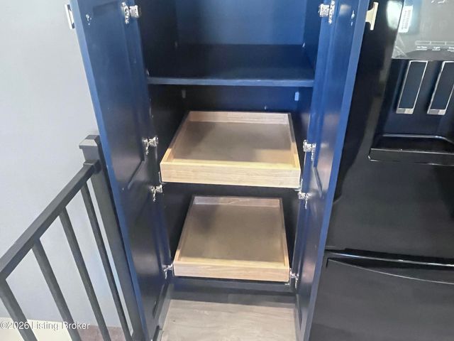 1057 Robin Rd, Radcliff, KY 40160