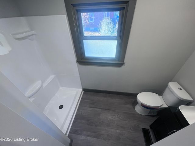 1057 Robin Rd, Radcliff, KY 40160