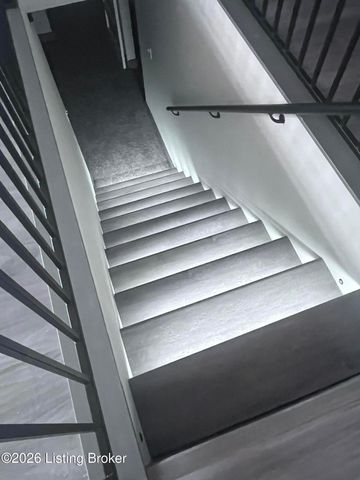 1057 Robin Rd, Radcliff, KY 40160