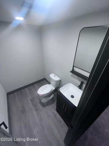 1057 Robin Rd, Radcliff, KY 40160