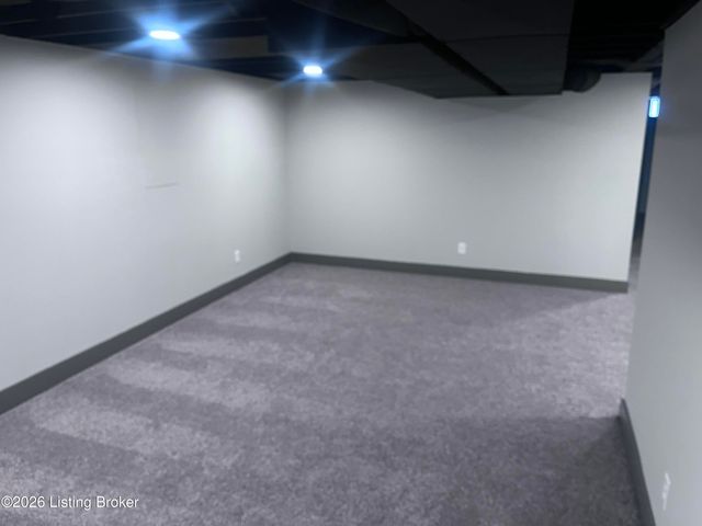 1057 Robin Rd, Radcliff, KY 40160