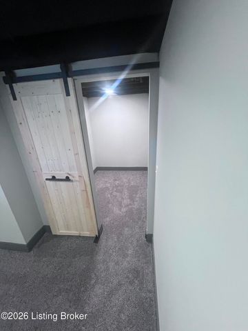 1057 Robin Rd, Radcliff, KY 40160